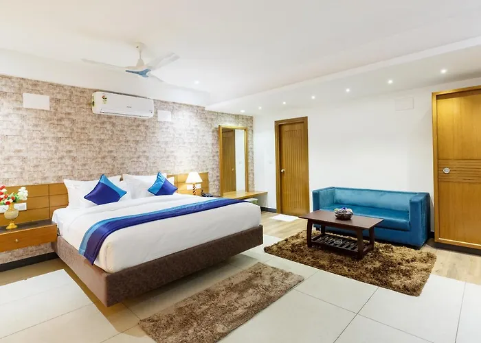 Royal Ace Boutique Hotel